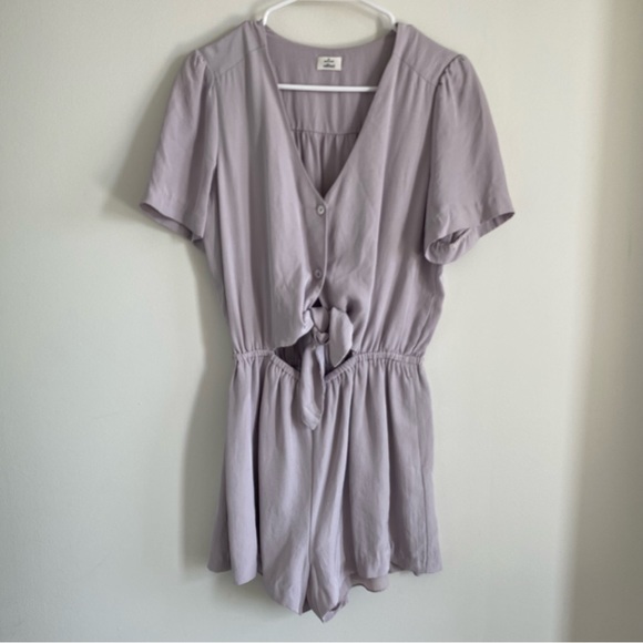Aritzia Wilfred Lilac Tie Front Romper - Picture 5 of 7
